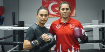 Genç kick boksçu Yağmur, Avrupa'daki başarısını büyükler kategorisine taşımayı hedefliyor
