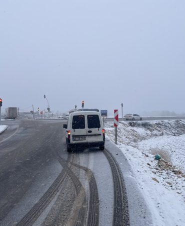 guncelleme-sanliurfada-kar-yagisi-tesirli-oluyor-7G4ZYUnL.jpg