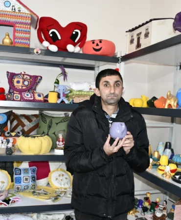 Hakkari'de engelliler katıldıkları kurslarda yaptıkları ürünlerle engellerini aşıyor