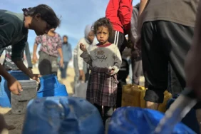 Han Yunus’ta su krizi yaşayan sivillere acil yardım ulaştırıldı