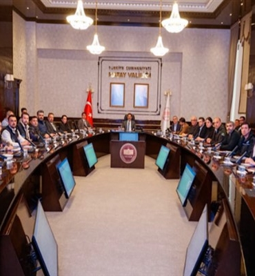 Hatay’da Kalıcı Afet Konutları Değerlendirme Toplantısı gerçekleştirildi