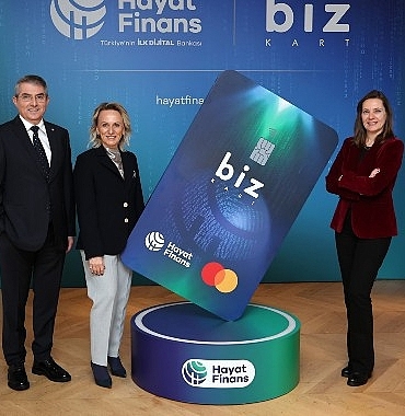 Hayat Finans, Biz Kart ile  ‘aile bankacılığında’ yeni bir dönemi başlatıyor