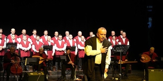 Hicaz dua ve solo ilahiler gönüllere huzur verdi