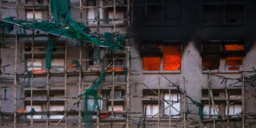 Hong Kong'da sitede çıkan yangında 65 kişi öldü, 280 kişiden haber alınamıyor