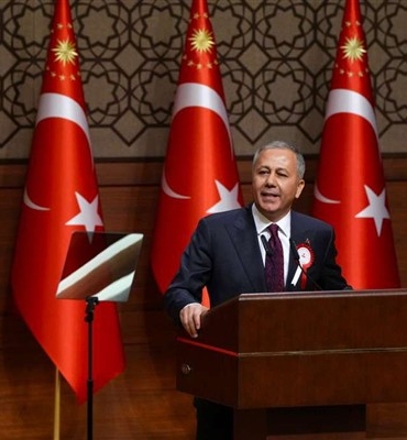 İçişleri Bakanı Yerlikaya, UNRWA Genel Komiseri Lazzarini ile görüştü