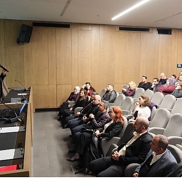 İnegöl Belediyesi’nden Otizm Farkındalığını Arttıran Seminer