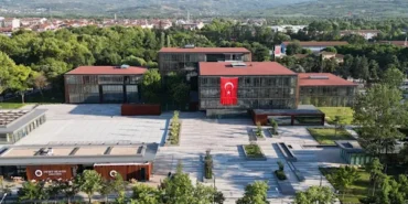 İnegöl'den öğrencilere eğitim yardımı