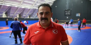 İşitme engelli milli güreşçilerin "12 sıklette 12 altın" hedefi