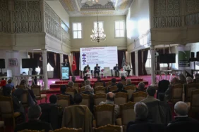 "İslam Düşüncesinin Meseleleri Uluslararası Sempozyumu" çeşitli oturumlarla sürüyor