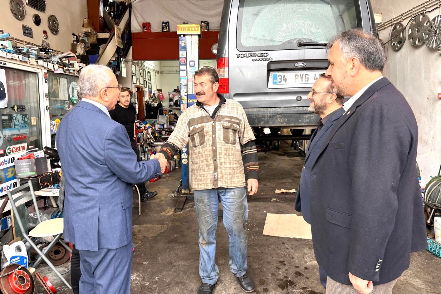 İstanbul'da AK Parti Şile Teşkilatı sahada