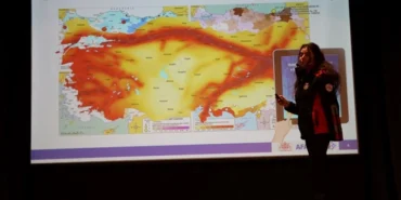 İstanbul Maltepe’de çocuklara uygulamalı afet eğitimi