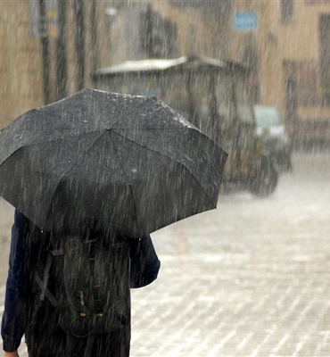 İstanbul Valiliği’nden kuvvetli yağış ve kuvvetli rüzgar uyarısı