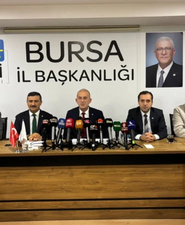 İYİ Parti Bursa: Bursa yönetilemiyor!