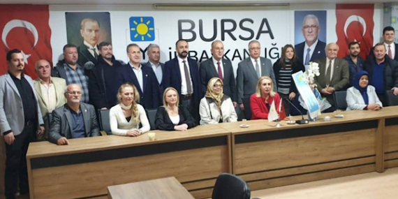 İYİ Parti Gemlik İlçe Başkanı Karaduman: Yönetemiyorsunuz, çalışmıyorsunuz