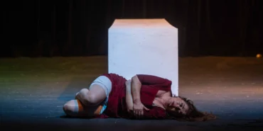 İzmir Bornova’da kadın mücadelesi sahneye taşındı