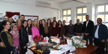 İzmir Çiğli’de Öğretmenler Günü fidanlarla kutlandı