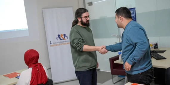 İzmir’de 53 Engelli İş Hayatına Kazandırıldı