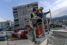 İzmir’de engelli bireylere deprem ve yangın tatbikatı