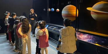 İzmir'de hayallerini çizen 650 çocuk Uzay Kampüsü’nde buluştu