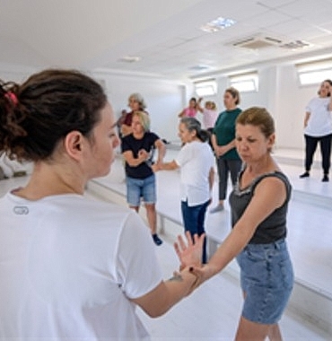 İzmir'de kadınların sesi var, yeri var, gücü var