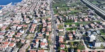 İzmir Güzelbahçe trafiğe yeni bulvarla gün sayıyor