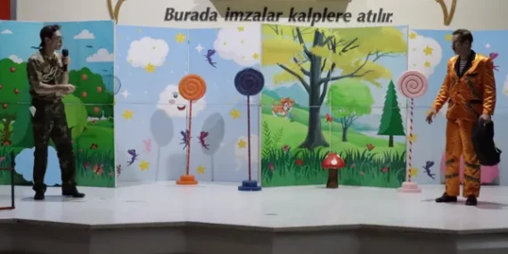 İzmit Belediyesi’nden Çocuk Hakları Gününe özel tiyatro