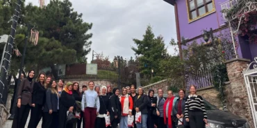 İzmit'te 'Kadın Kadına Konak Buluşmaları' sürüyor