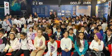 İzmit’te öğrencilere deprem farkındalığını simülasyonu