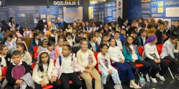 İzmit’te öğrencilere simülasyonla deprem deneyimi