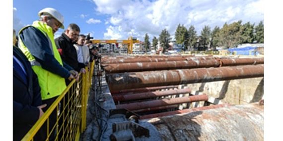 izmirin-dev-projesinde-tunel-hafriyatlari-sona-erdi-vFkAQefr.jpg