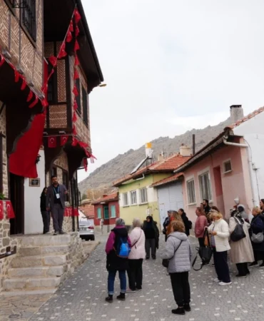 Kadınlar kültürel mirasıyla buluşuyor