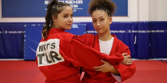 Kağıtsporlu Ceylin ve Kardelen judoda istikbal vadediyor