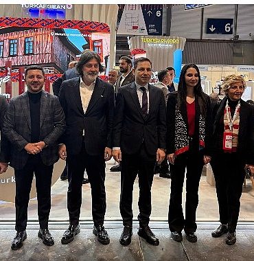 kayasehir-madrid-fitur-turizm-fuarinda-tanitildi-29QbFUdt.jpg