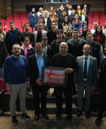 Kayseri Büyükşehir'den gençlere Matematik Kampı