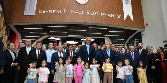 Kayseri Büyükşehir kütüptanelerine ziyaretçi akını