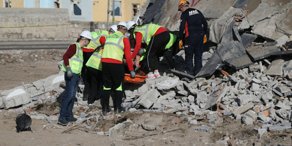 Kayseri’de 1 yılda 5 binden fazla kişiye afet eğitimi verildi