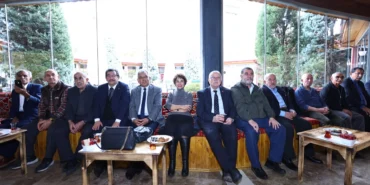 Kayseri Halk Ozanları Kültürevi tecrübeli muhtarları ağırladı