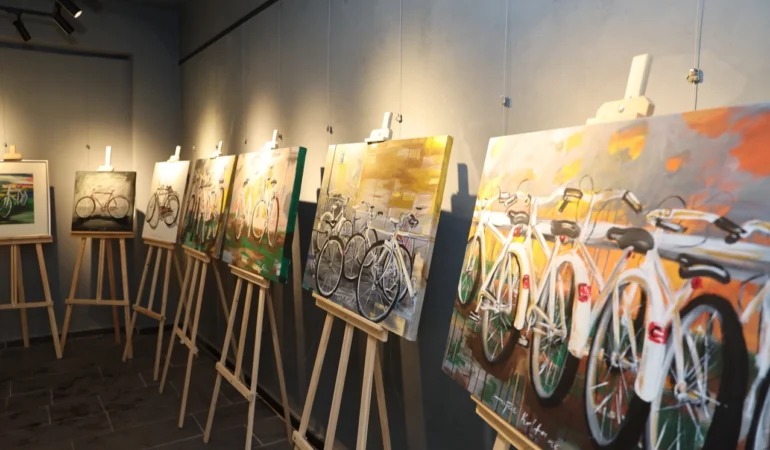 Kayseri Talas'ta sanat ve bisiklet buluşması
