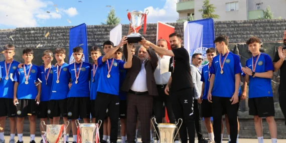 Kayseri Talas'ta Sporcu Fabrikası'ndan 2 yeni oyuncu