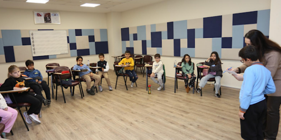 Kepez’de ücretsiz yabancı dil eğitimleri başladı