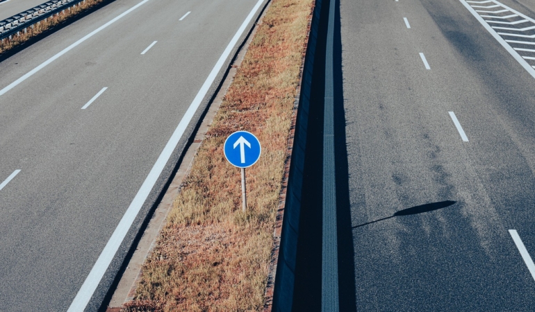 Kıraç Galvaniz, Bulgaristan'da uluslararası kamu ihalesine katıldı