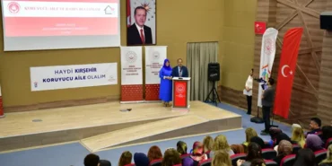 Kırşehir'de Koruyucu Aile Farkındalık Toplantısı yapıldı