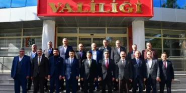 Kırşehir İl Genel Meclis üyeleri, Vali Demiryürek'i ziyaret etti