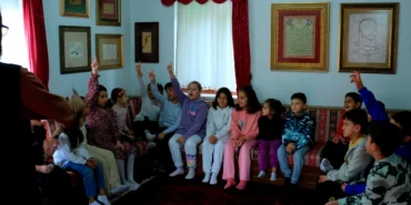 Kocaeli’de çocuklar Mesnevi hikâyelerini sahneledi