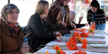 Kocaeli'den kadına şiddete turuncu farkındalık