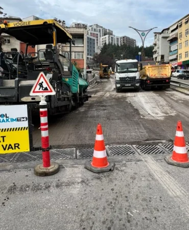 Kocaeli Santral Rampası’nda yol çalışmaları tamamlanıyor