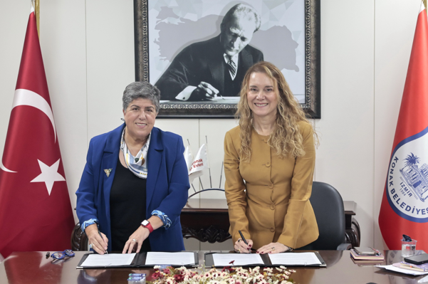 Konak’ta ‘Ev İçi Şiddet Acil Yardım Hattı’ protokolü imzalandı