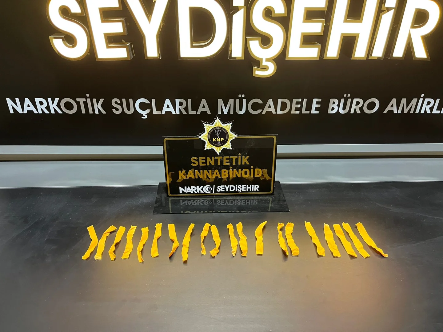 Konya'da iç çamaşırında uyuşturucu ele geçirilen şüpheli tutuklandı