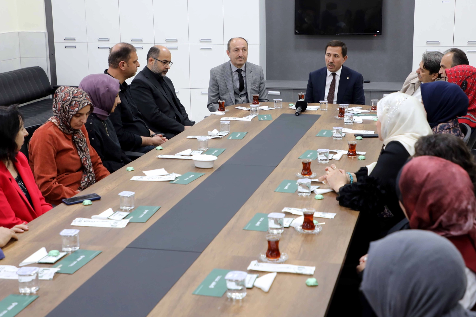 Konya Karatay’da halı saha müjdesi