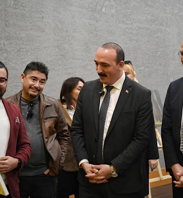 Konyaaltı’nda yapay zeka destekli sergi açıldı